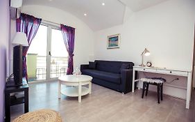 Luria Apartmani - Self Check-In